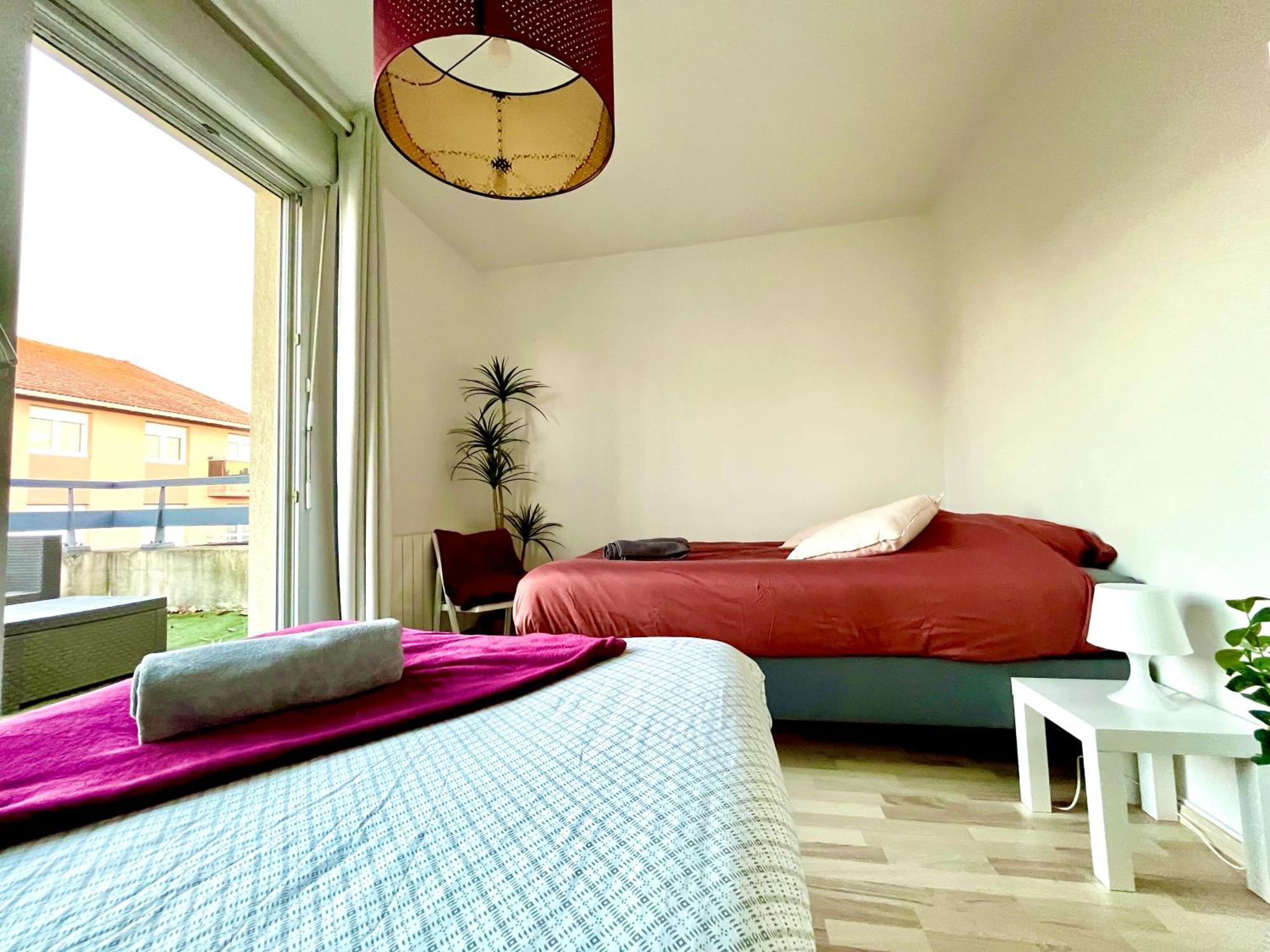 Bngo I Immense Rooftop Lyon I 2 Chambres, 4 Places Parkings, 2 Immenses Terrasses, 8 Personnes Exterior photo