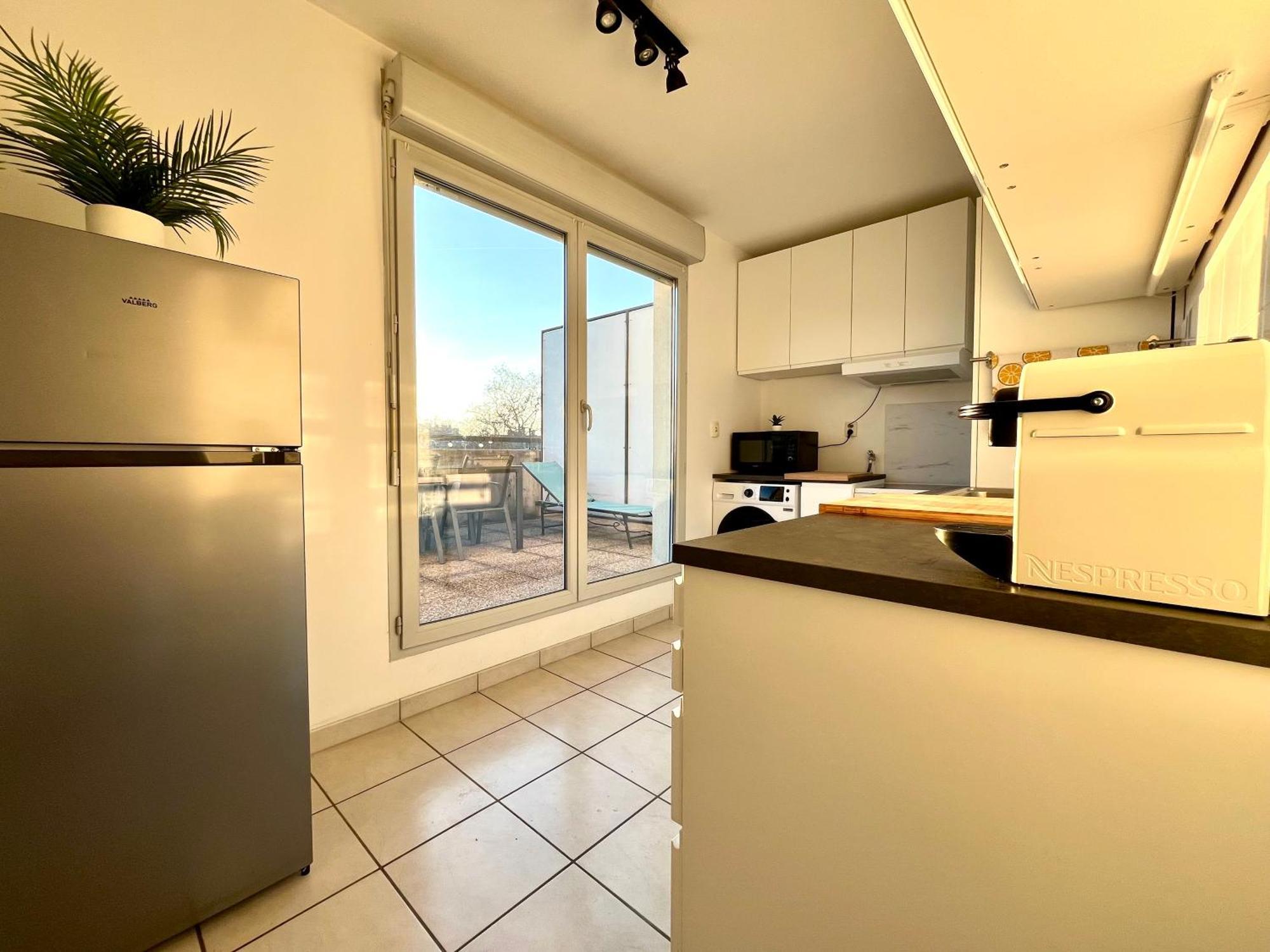 Bngo I Immense Rooftop Lyon I 2 Chambres, 4 Places Parkings, 2 Immenses Terrasses, 8 Personnes Exterior photo