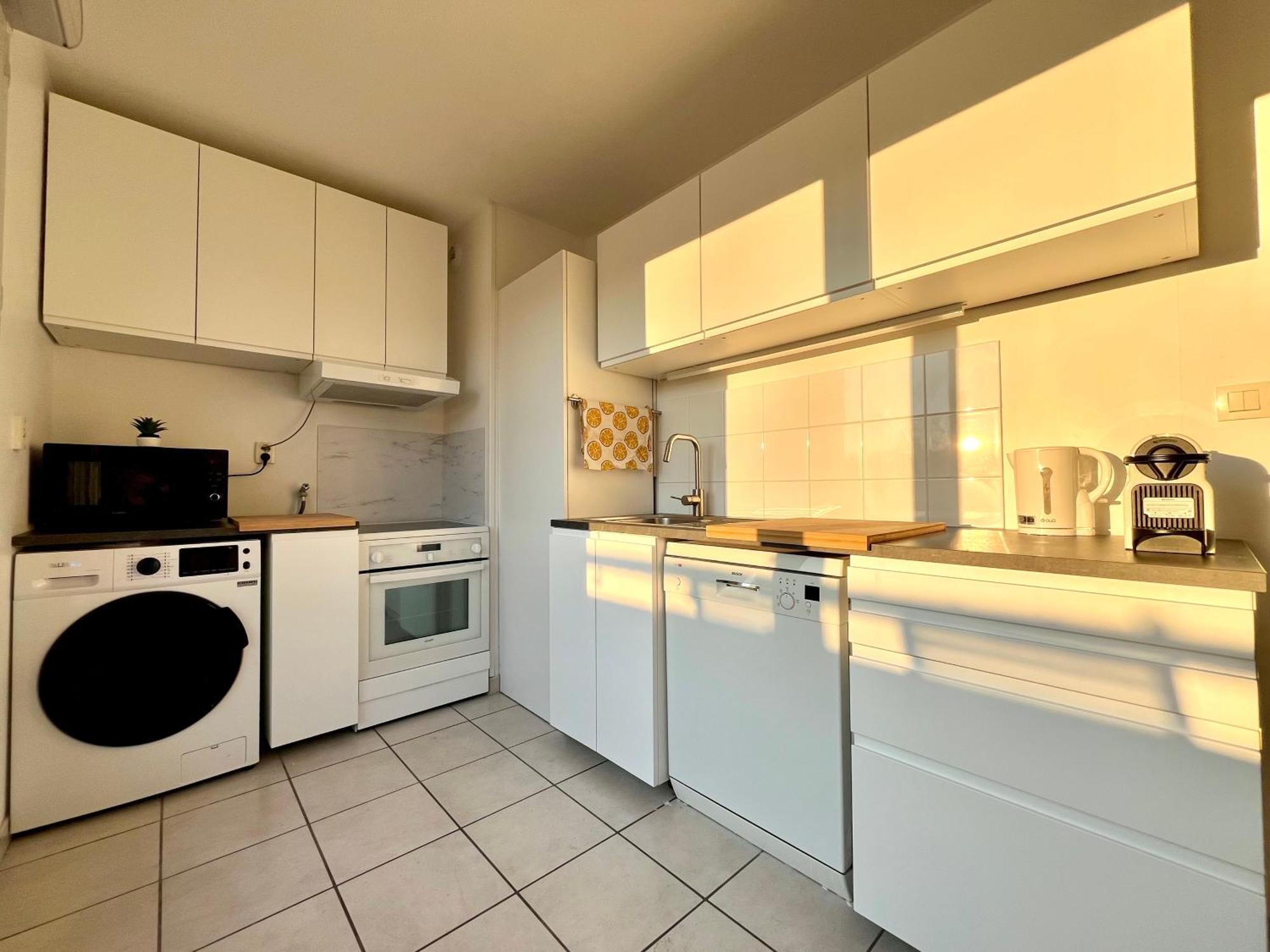 Bngo I Immense Rooftop Lyon I 2 Chambres, 4 Places Parkings, 2 Immenses Terrasses, 8 Personnes Exterior photo
