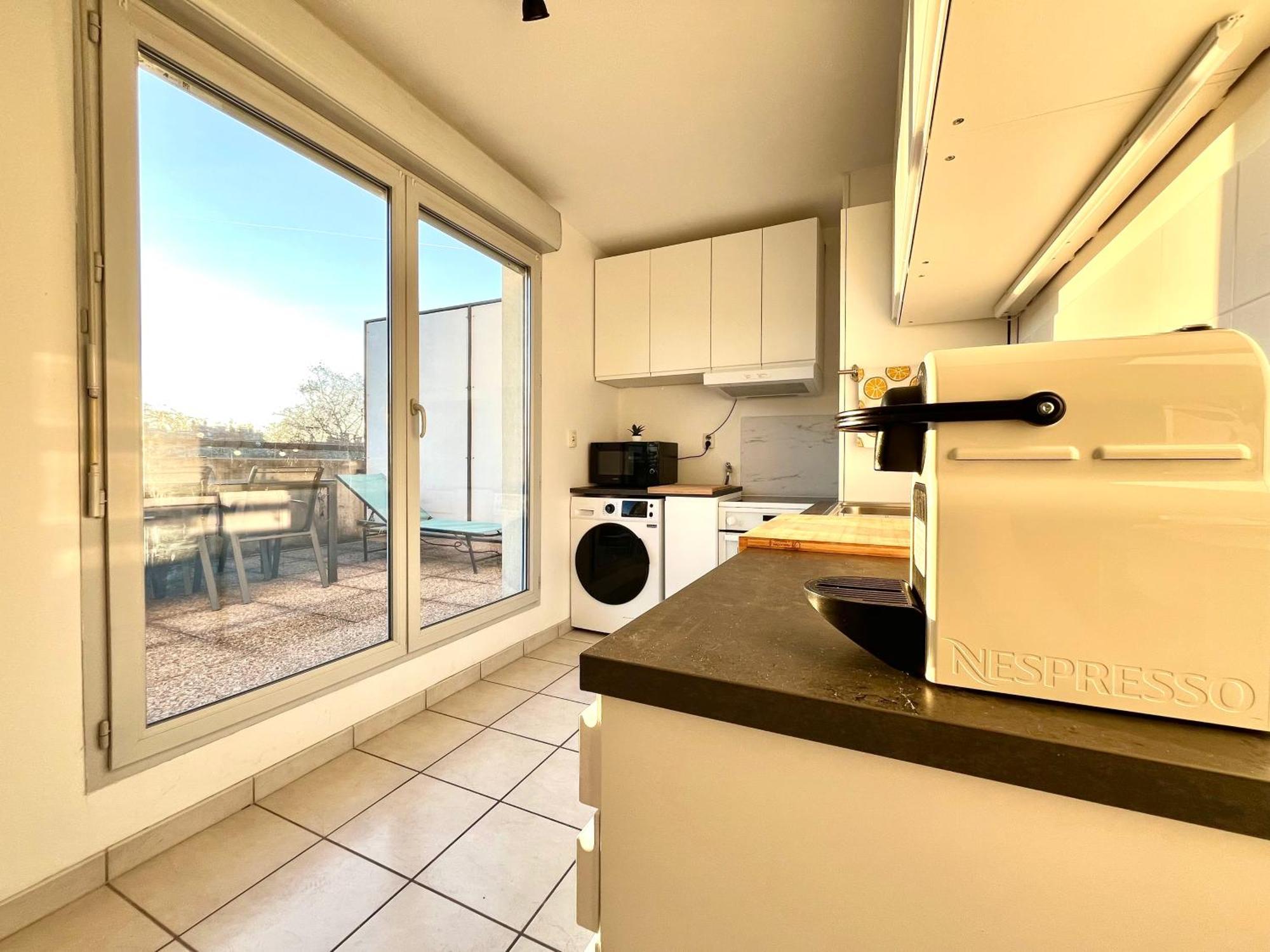 Bngo I Immense Rooftop Lyon I 2 Chambres, 4 Places Parkings, 2 Immenses Terrasses, 8 Personnes Exterior photo
