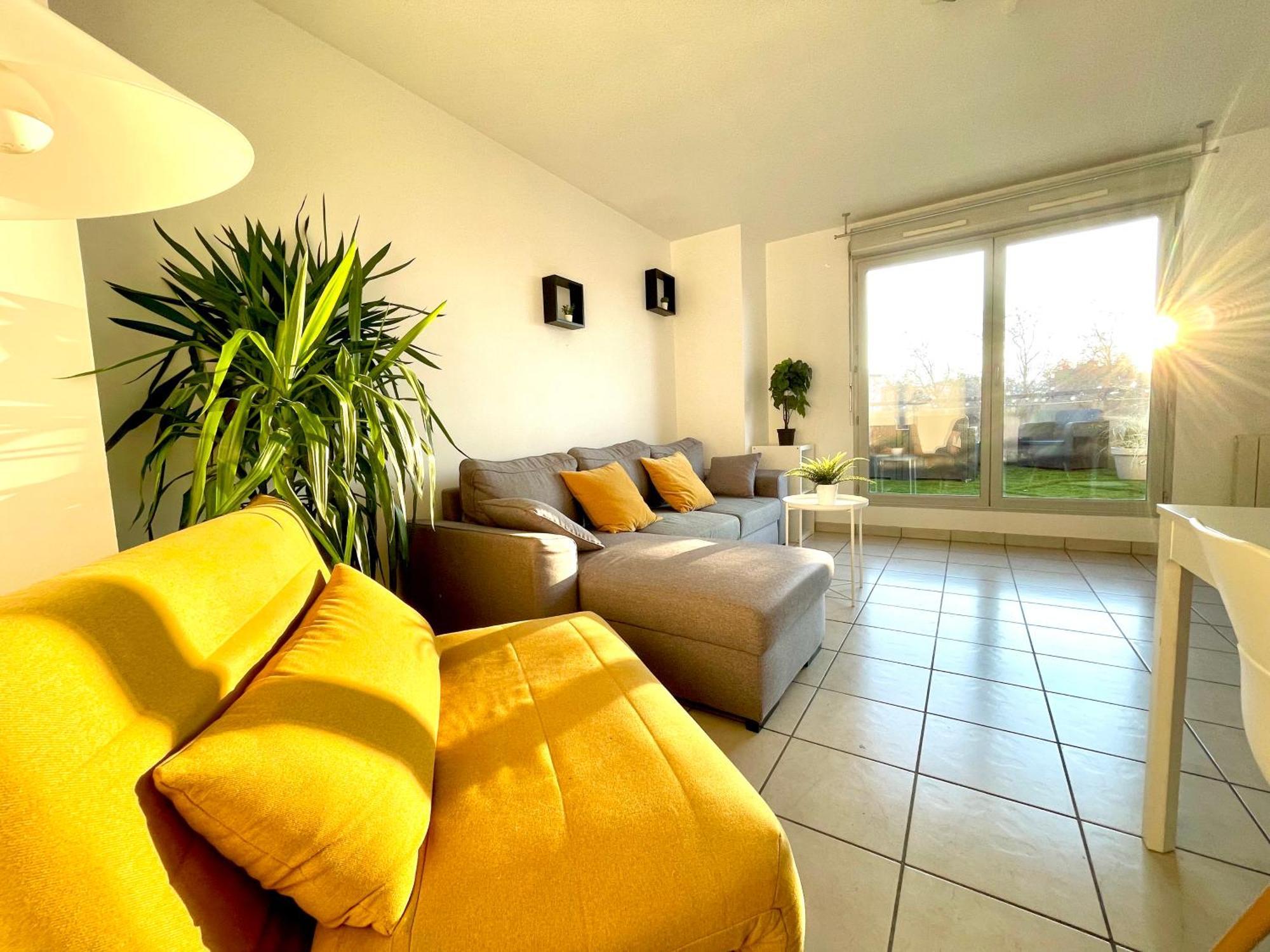 Bngo I Immense Rooftop Lyon I 2 Chambres, 4 Places Parkings, 2 Immenses Terrasses, 8 Personnes Exterior photo